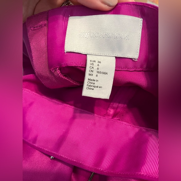 H&M Satin Skirt - Picture 2 of 3